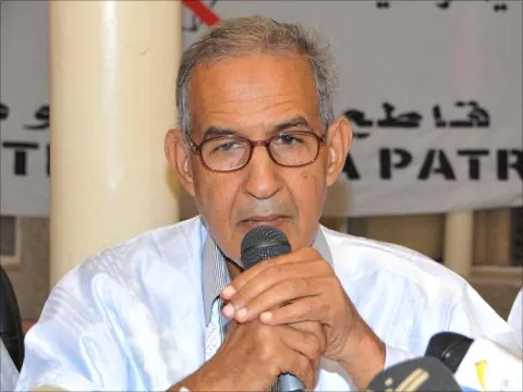 أحمد داداه : المؤتمر الاستثنائي خروج سافر عن نصوص الحزب وتحدي لقراراته